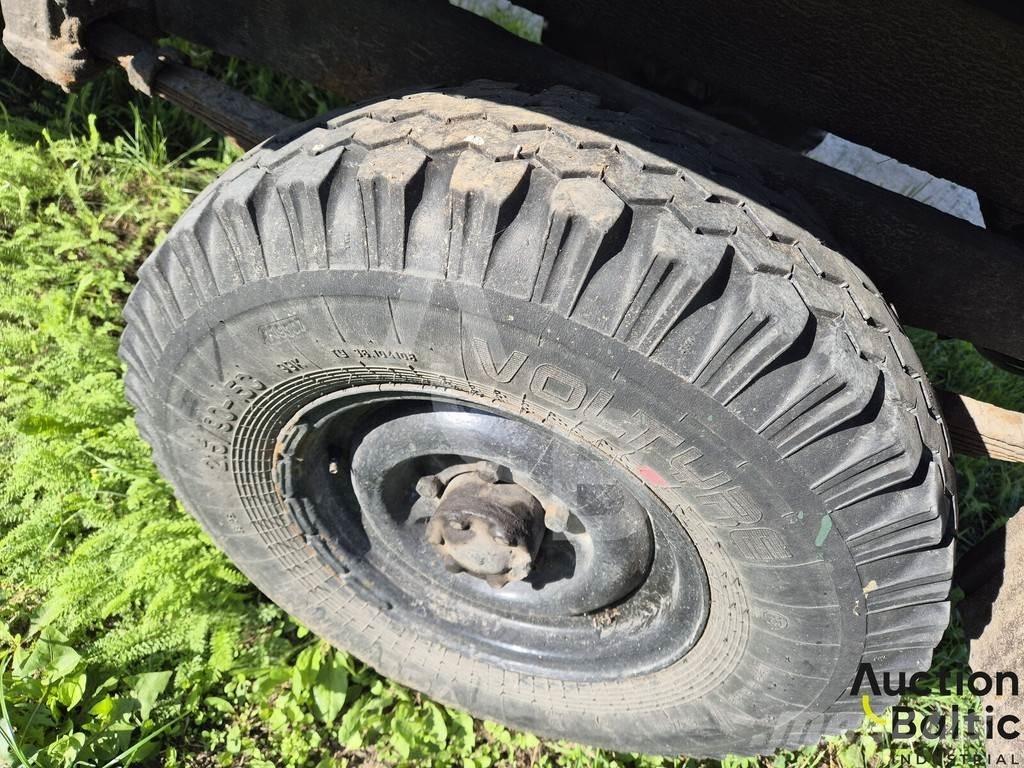  UAZ 3303 Utilitaire benne