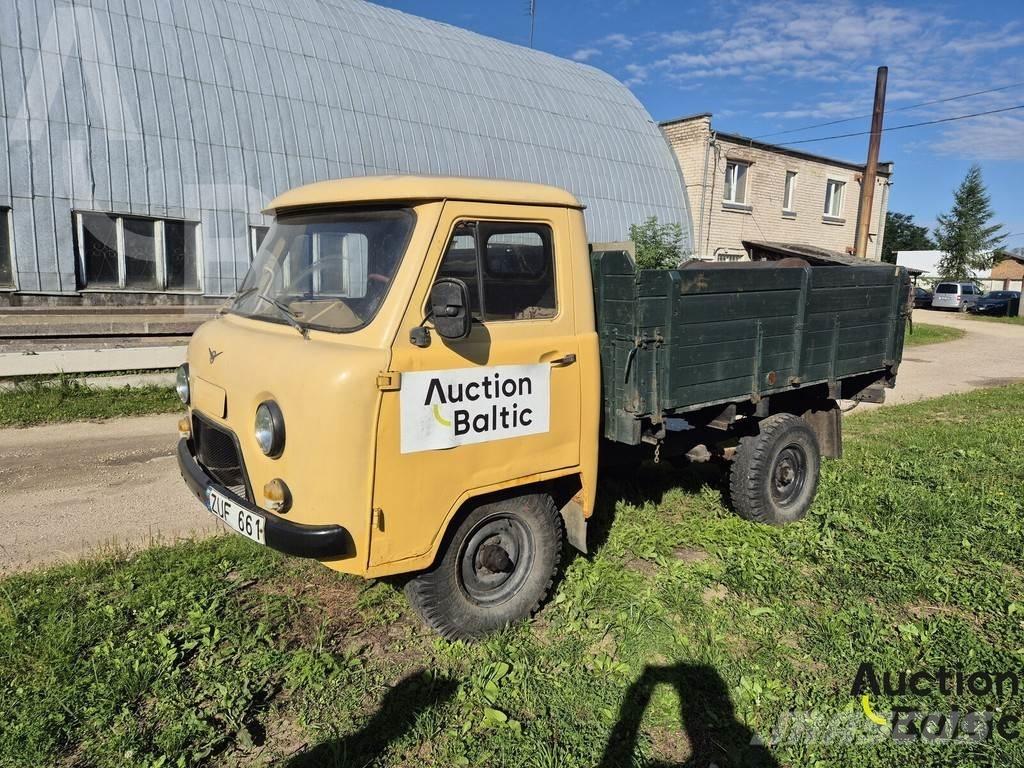  UAZ 3303 Utilitaire benne