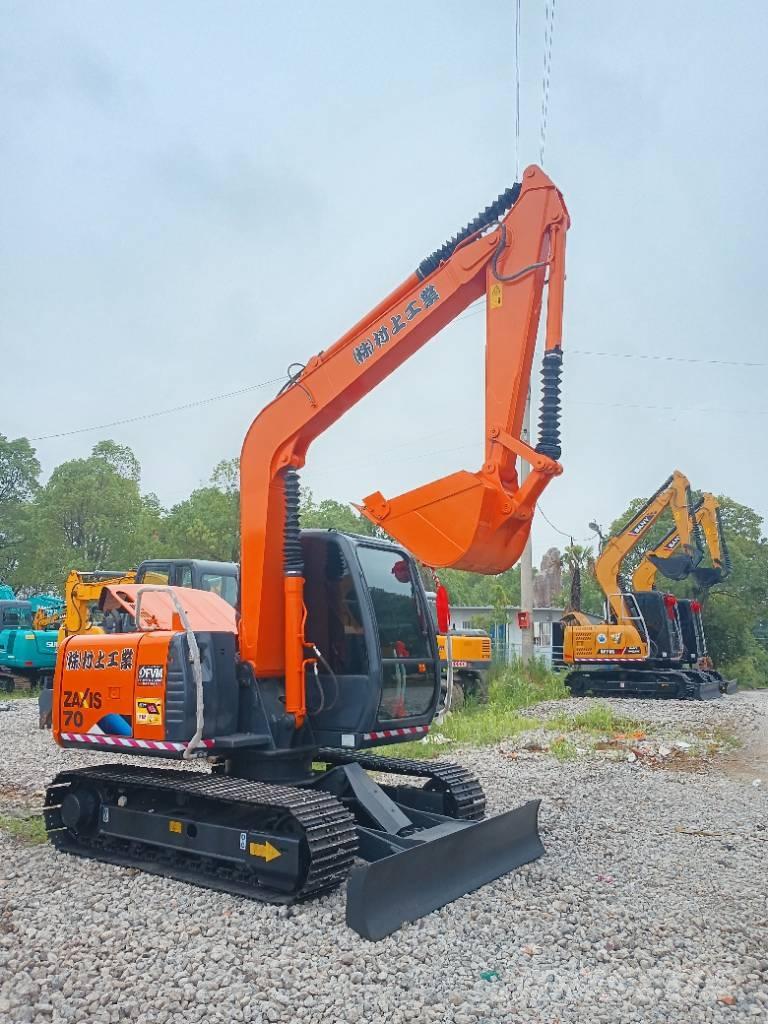 Hitachi ZX70 Pelle sur chenilles