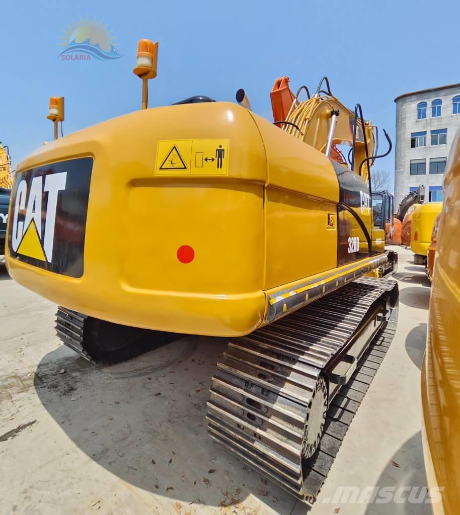 CAT 320 D Pelle sur chenilles