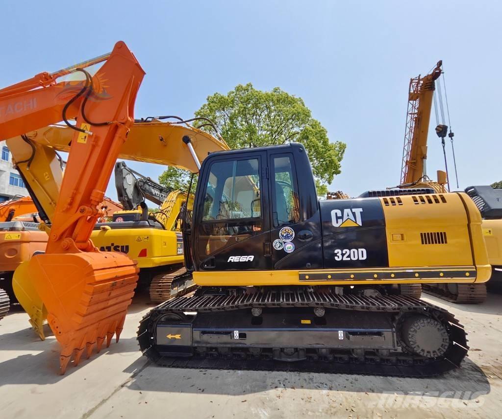 CAT 320 D Pelle sur chenilles
