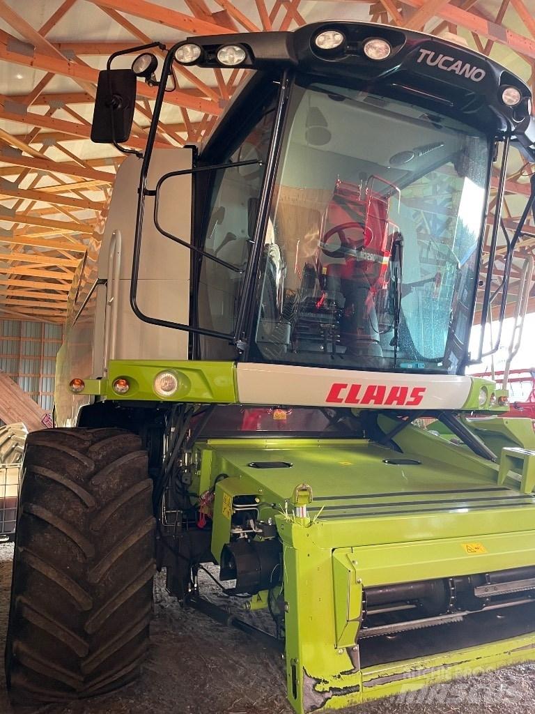 CLAAS Tucano 440 Moissonneuse batteuse