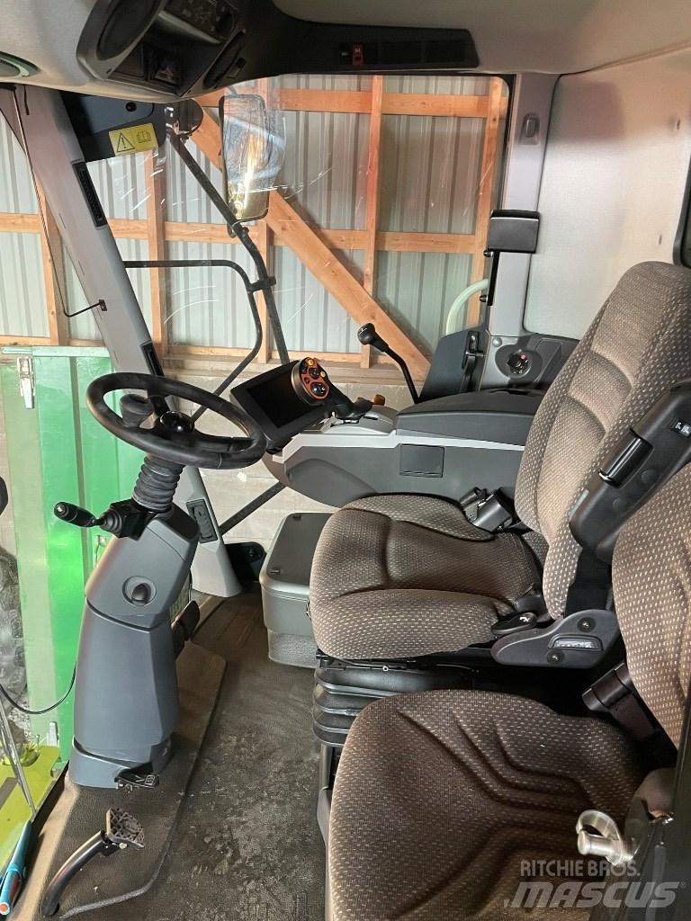 CLAAS Tucano 440 Moissonneuse batteuse