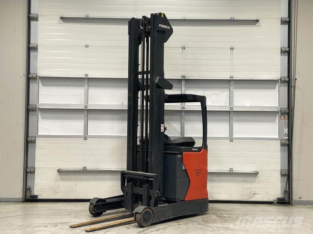 Linde R16 Chariot à mât rétractable