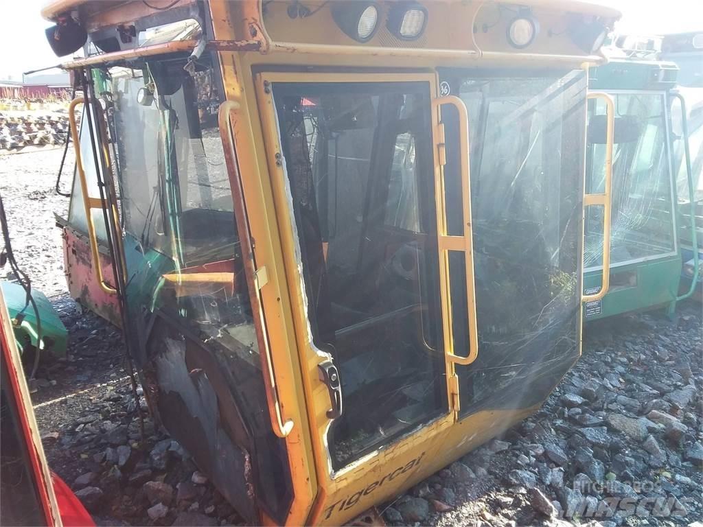 Tigercat 1075 Cabine