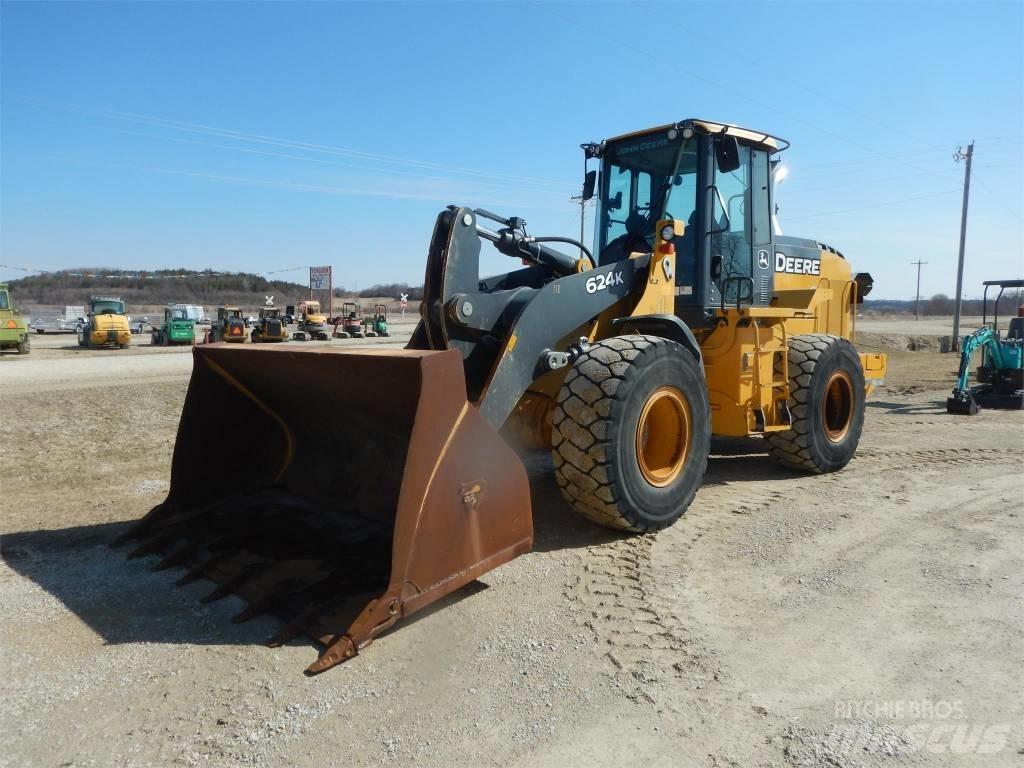John Deere 624K Chargeuse sur pneus