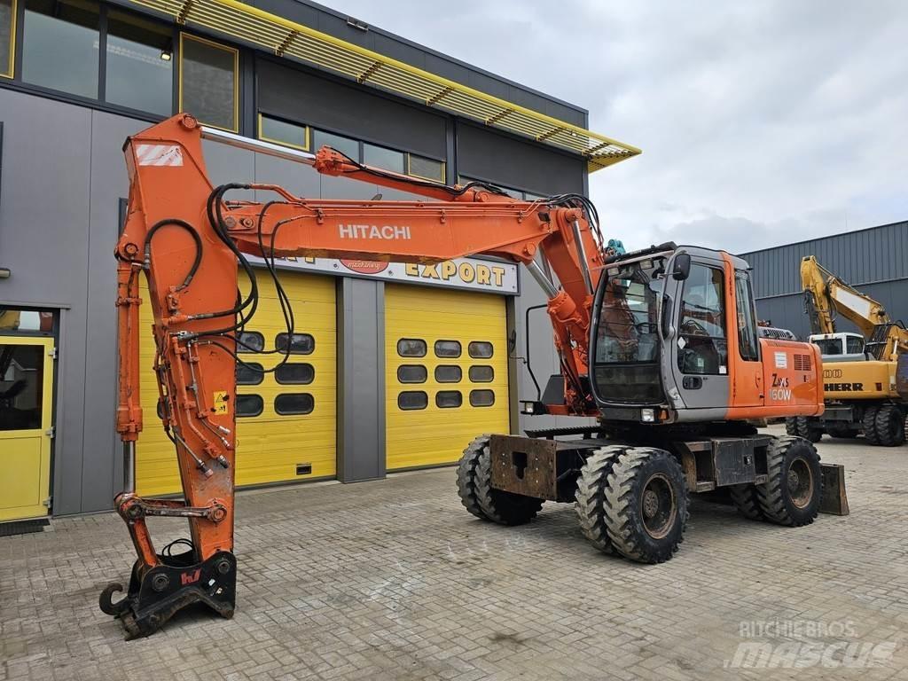 Hitachi ZX160W Pelle sur pneus