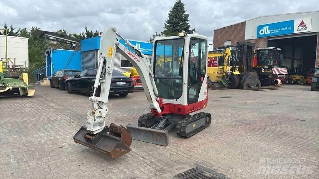 Takeuchi TB216 A Mini pelle < 7t