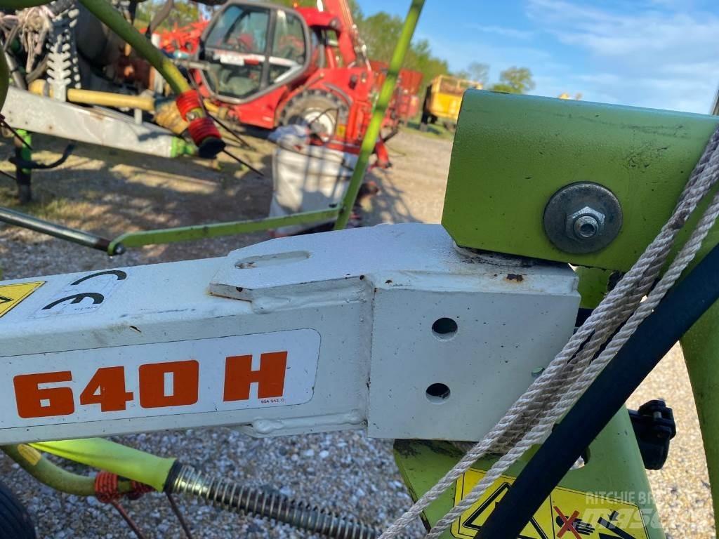CLAAS VOLTO 640 H Rateau faneur