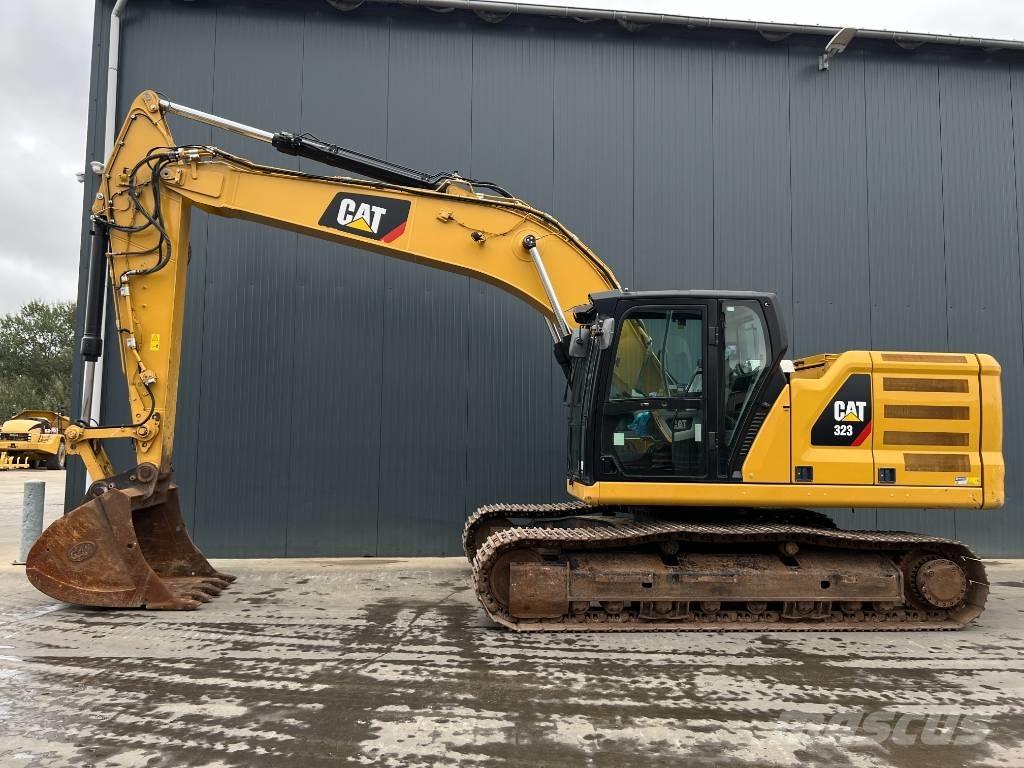 CAT 323 07A Pelle sur chenilles