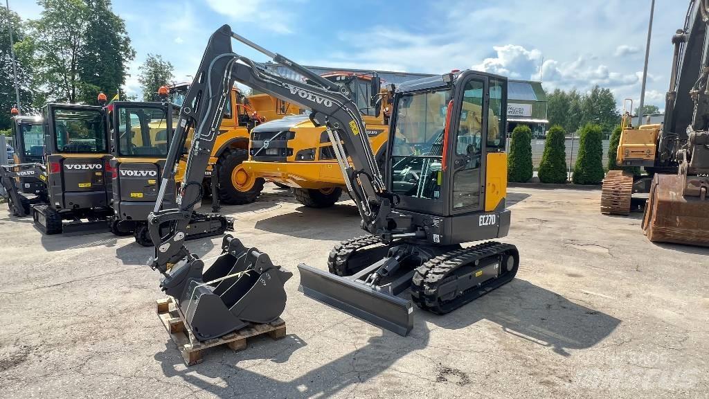 Volvo EC 27 D Mini pelle < 7t