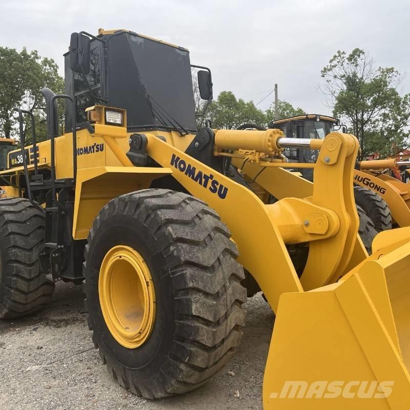 Komatsu WA 380 Chargeuse sur pneus