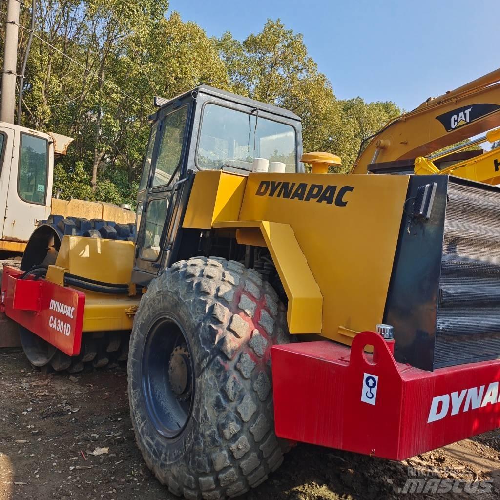 Dynapac CA 30 D Rouleaux monocylindre