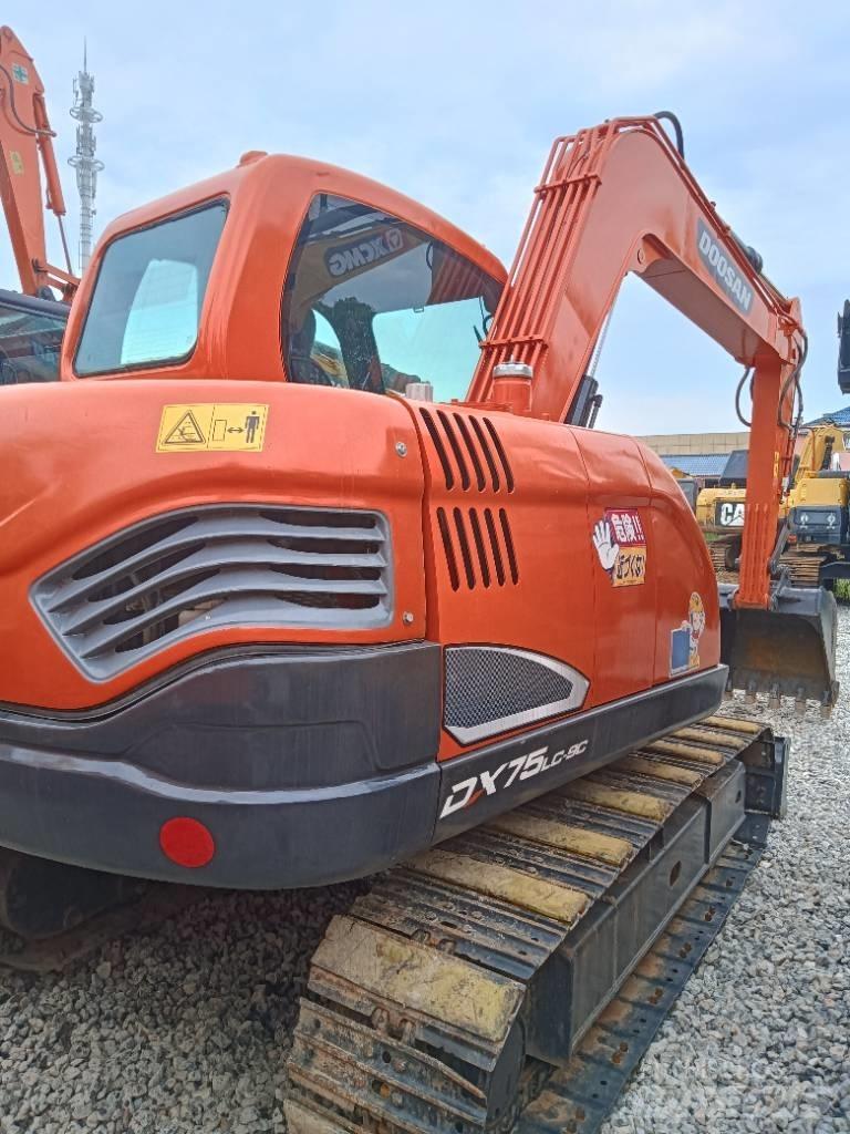 Doosan DX 75 Mini pelle < 7t