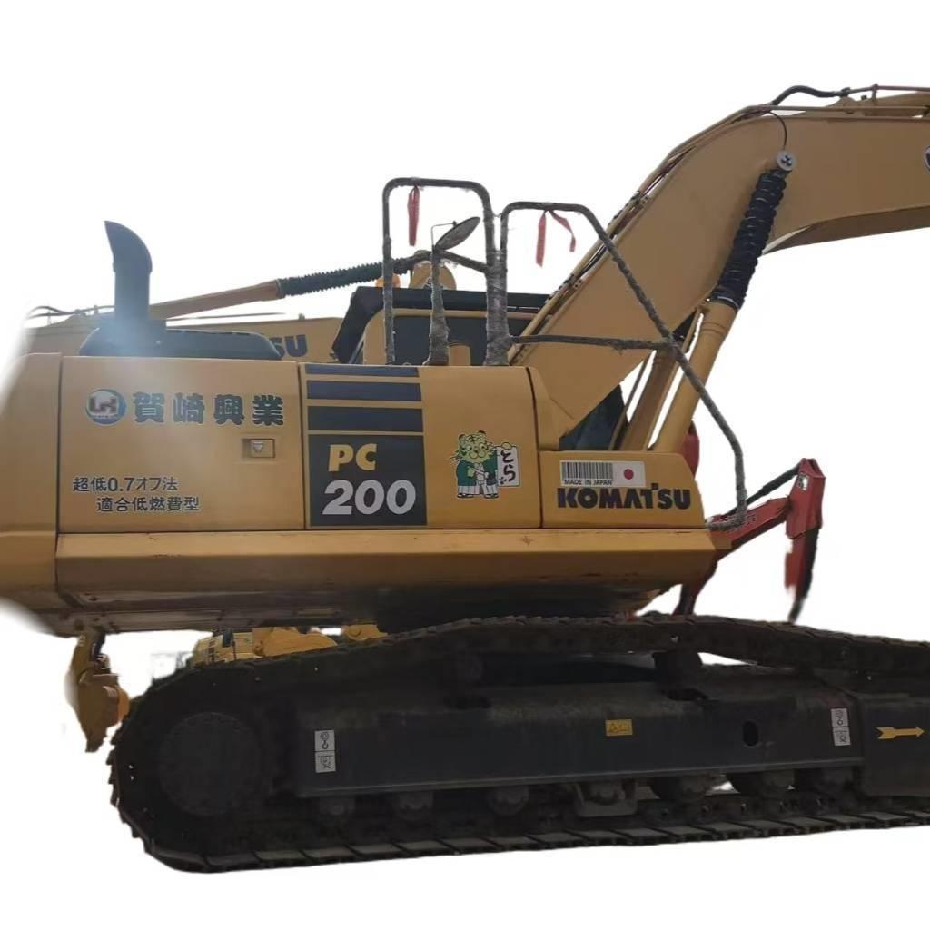 Komatsu PC 200-8 Pelle sur chenilles