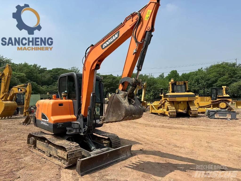 Doosan DX 60 Mini pelle < 7t