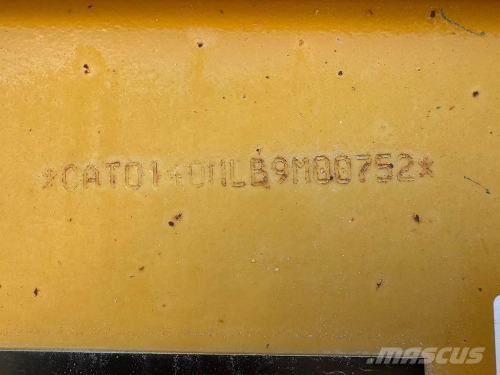 CAT 140M Niveleuse