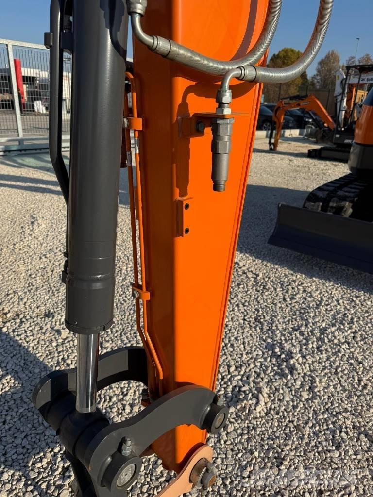 Develon DX 55 R-7 Pelle sur chenilles