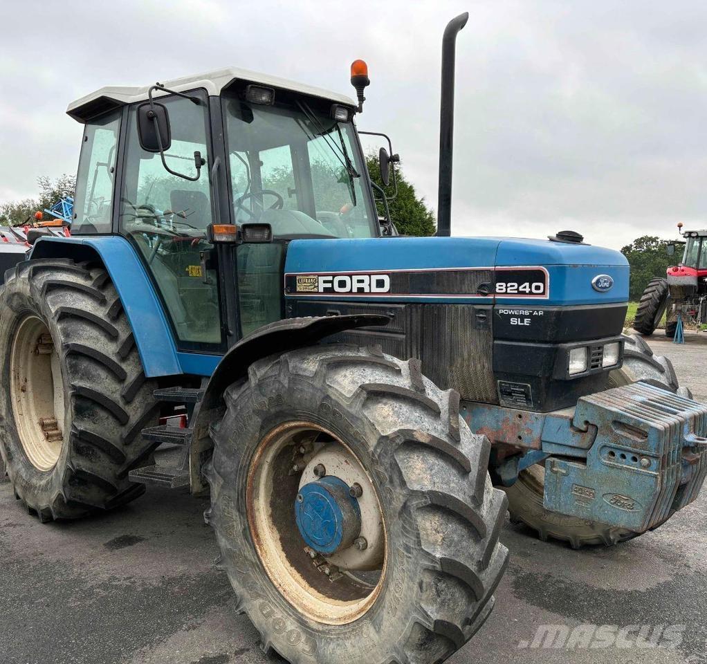 Ford 8240 Tracteur