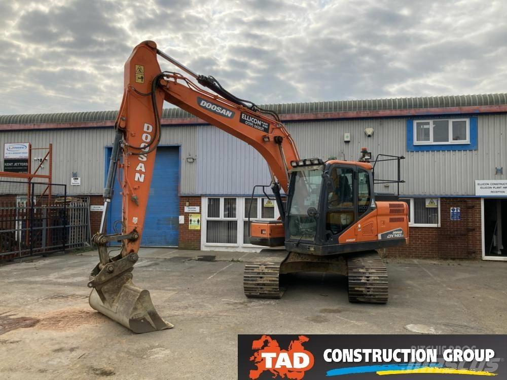 Doosan DX 140 LC Pelle sur chenilles