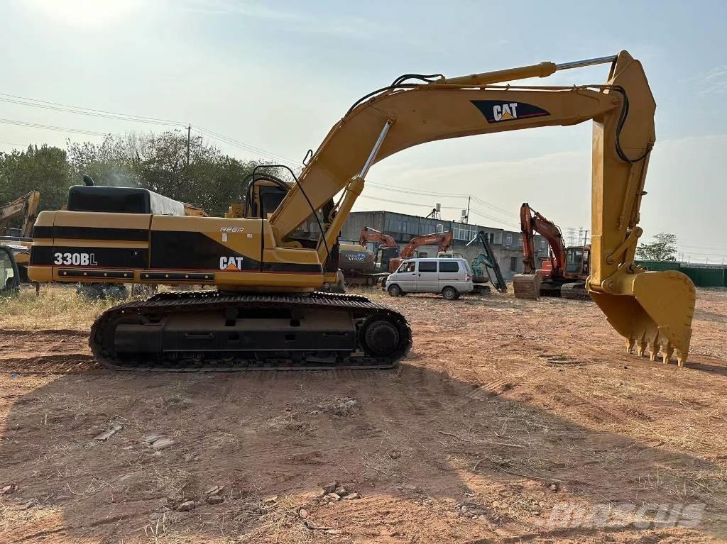 CAT 330 B Pelle sur chenilles