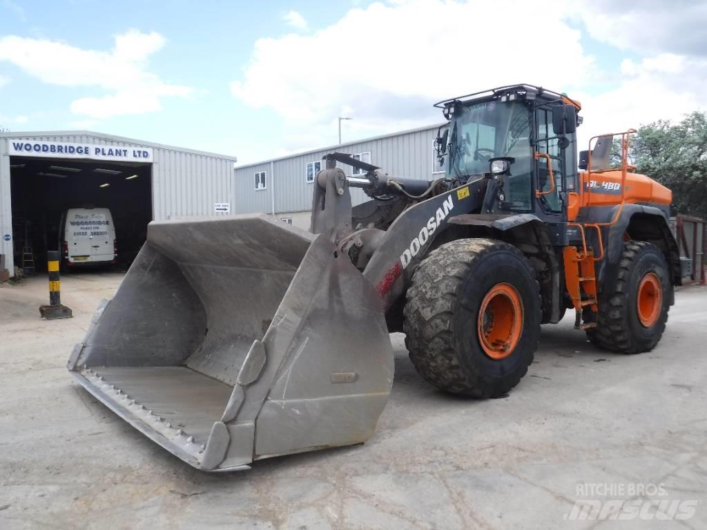 Doosan DL 480-7 Chargeuse sur pneus
