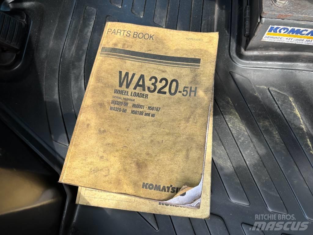Komatsu WA 320-5 Chargeuse sur pneus