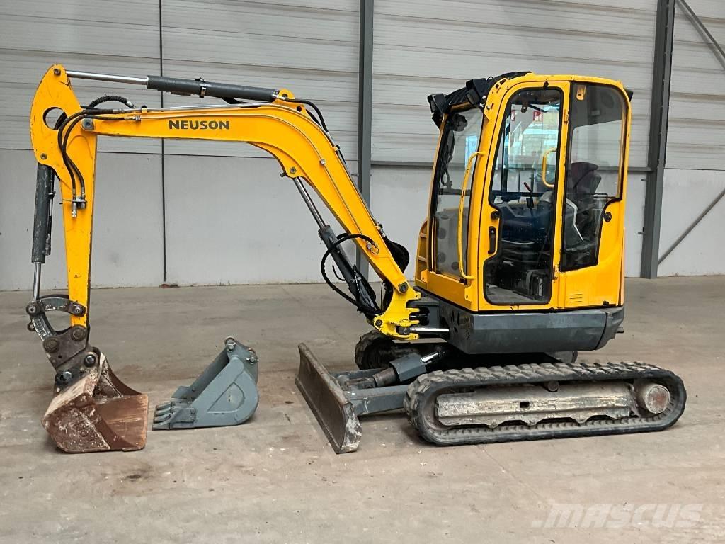 Neuson EZ 38 Mini pelle < 7t