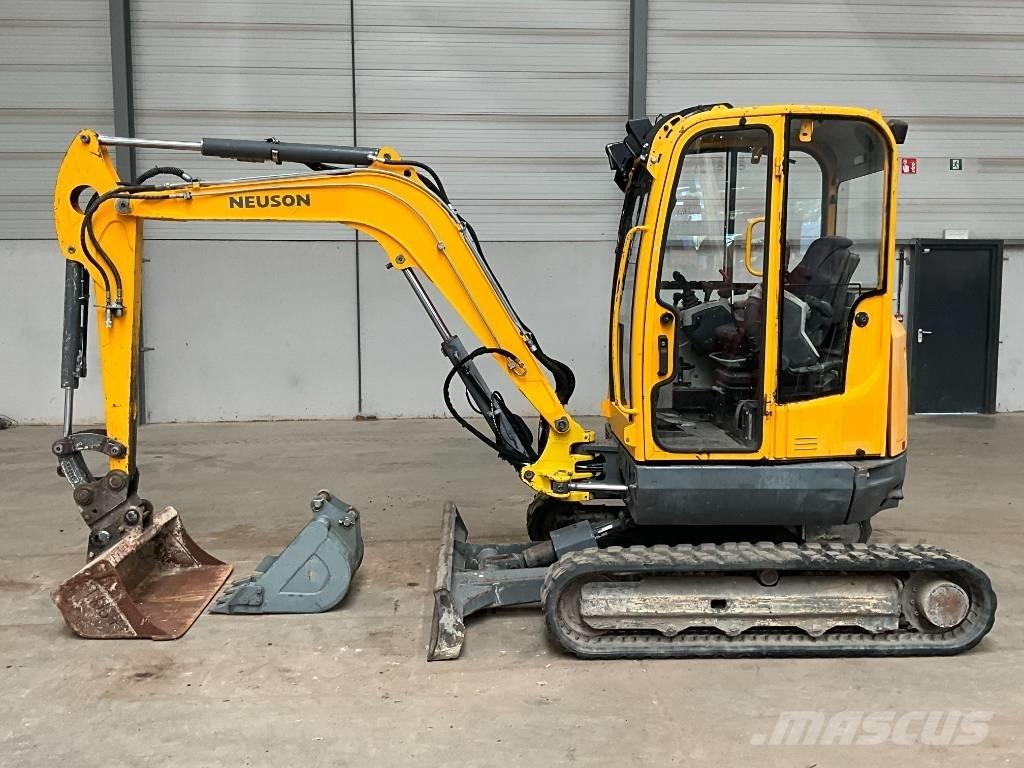 Neuson EZ 38 Mini pelle < 7t