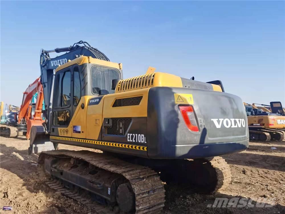 Volvo EC210B Pelle sur chenilles