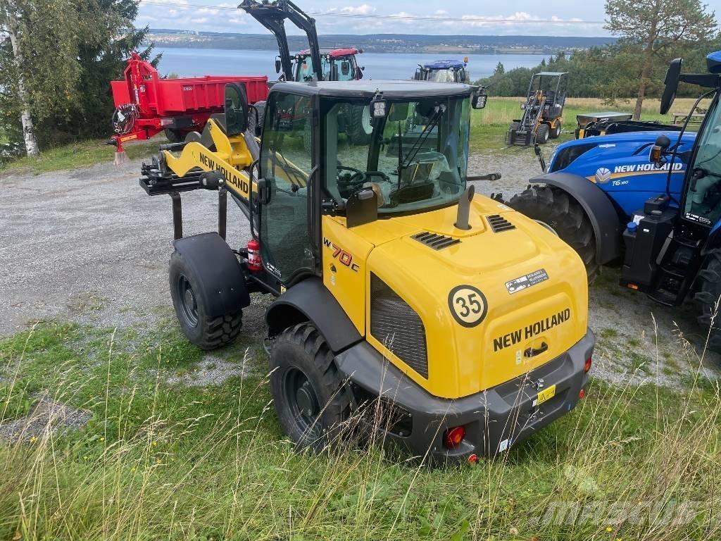New Holland W70C Chargeuse sur pneus