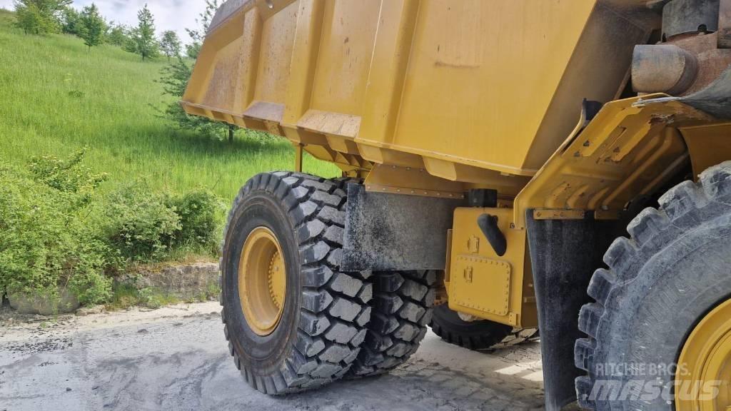 CAT 775 G Tombereau rigide