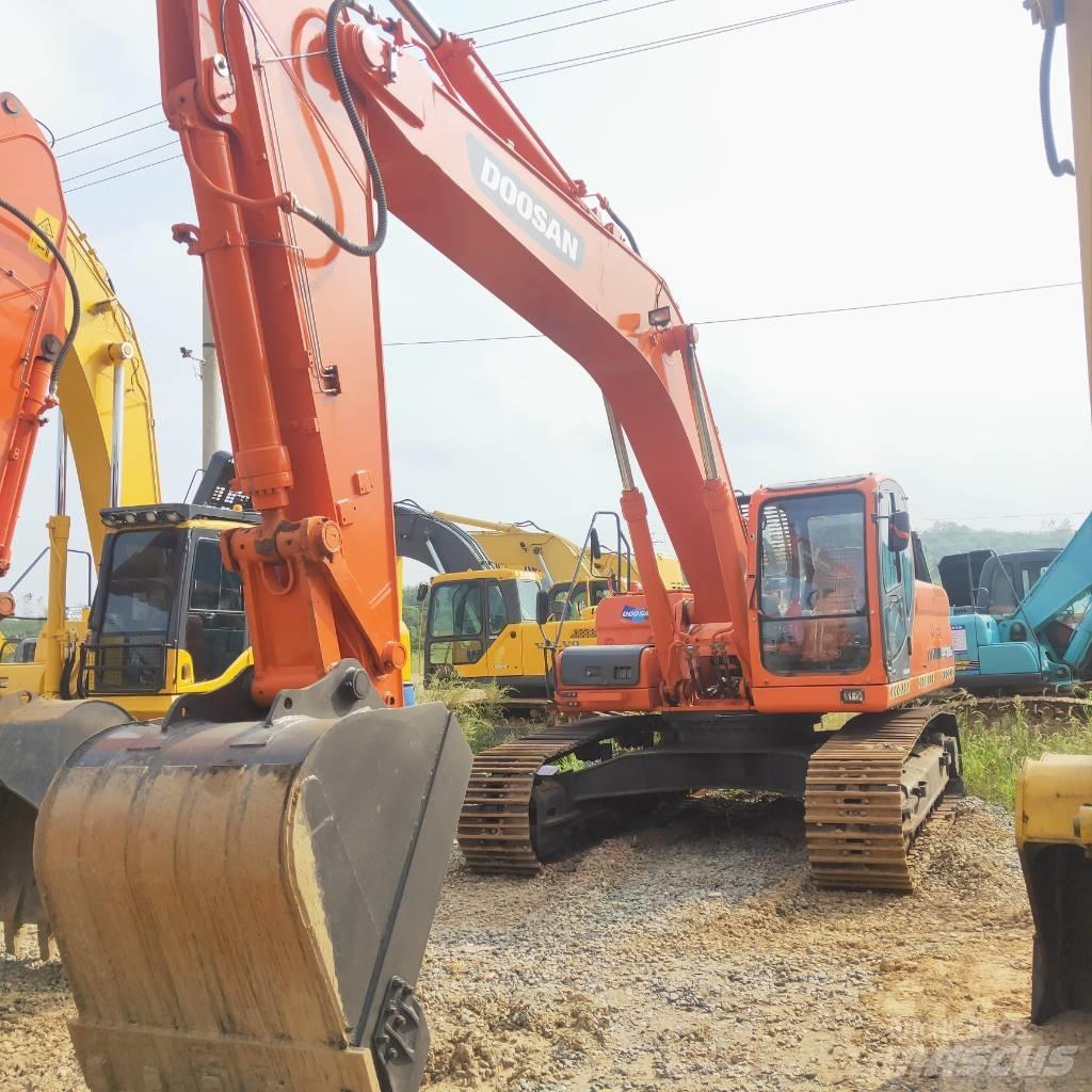 Doosan DX 300 LC Pelle sur chenilles