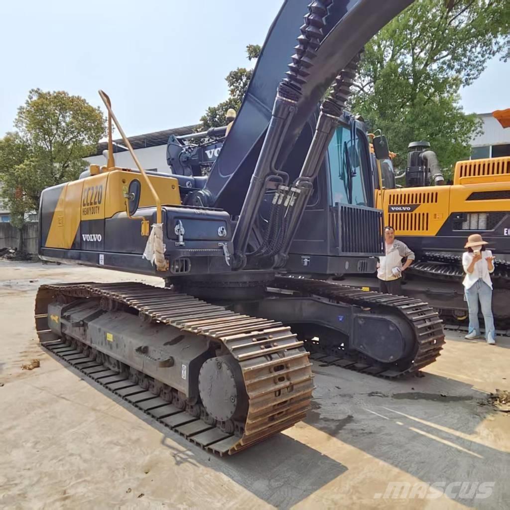 Volvo EC 220 DL Pelle sur chenilles
