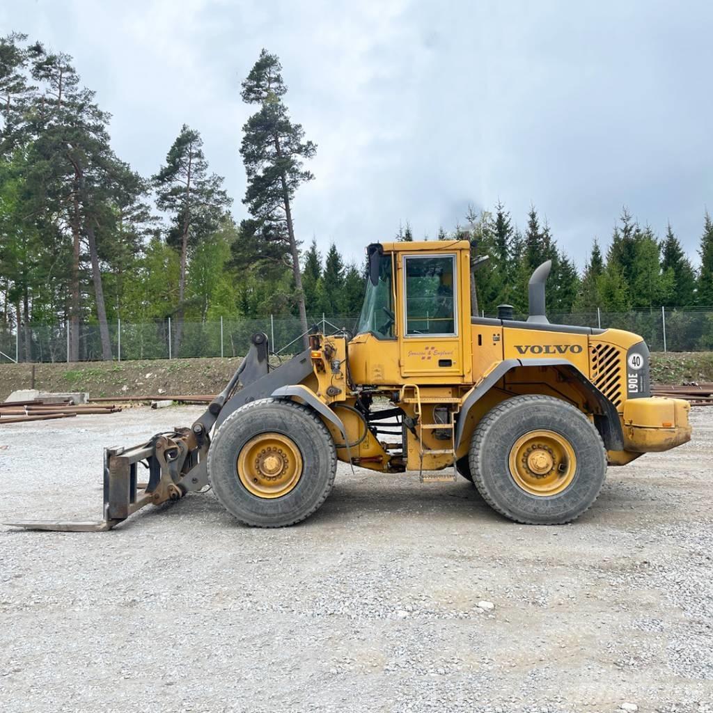 Volvo L 90 E Chargeuse sur pneus