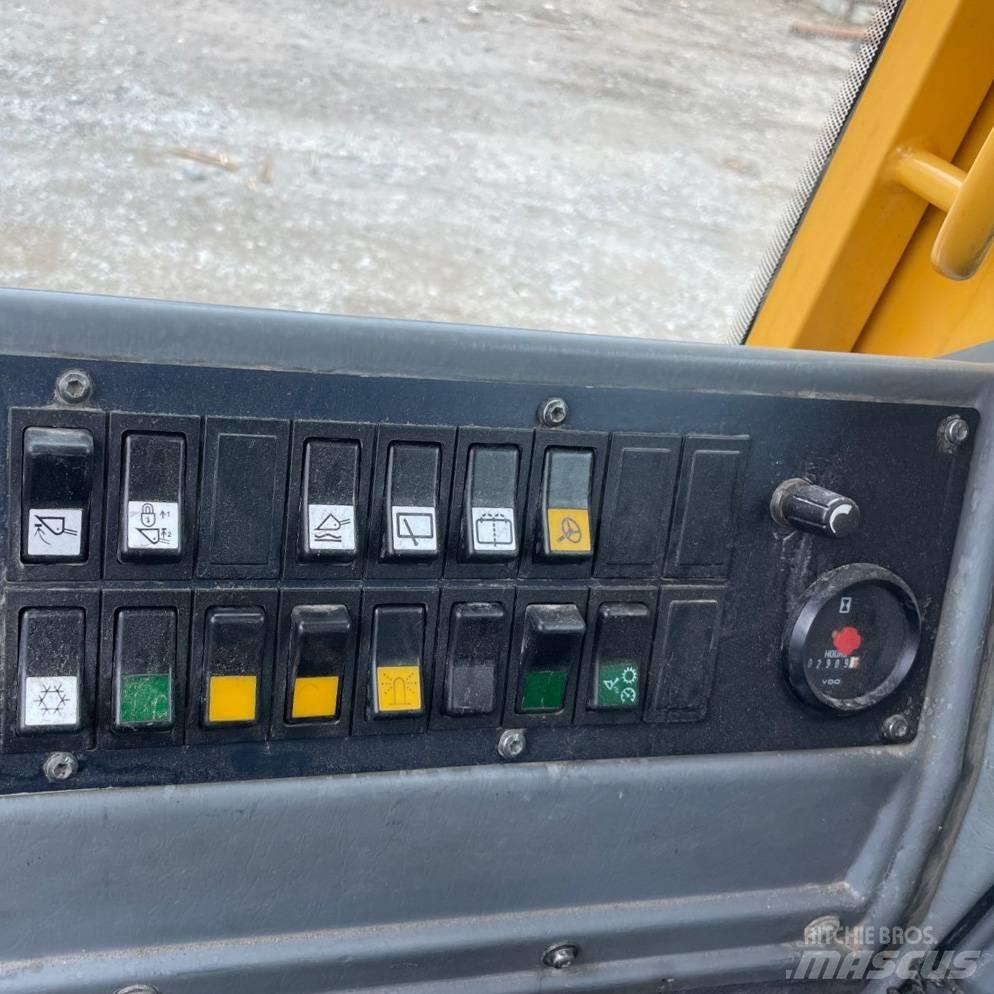 Volvo L 90 E Chargeuse sur pneus
