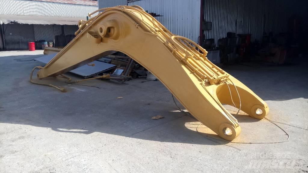CAT 245 Bras et Godet