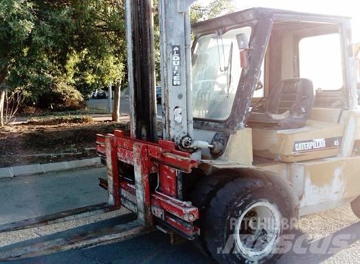 CAT DP 45 K Chariots diesel