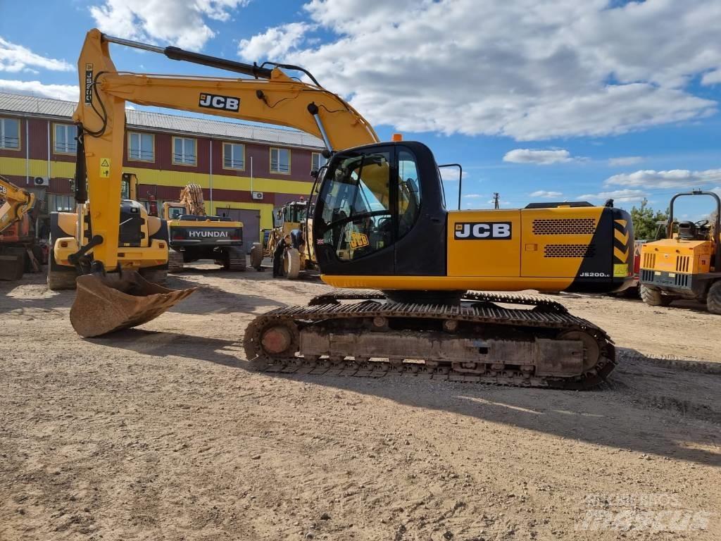 JCB JS 200 LC Pelle sur chenilles