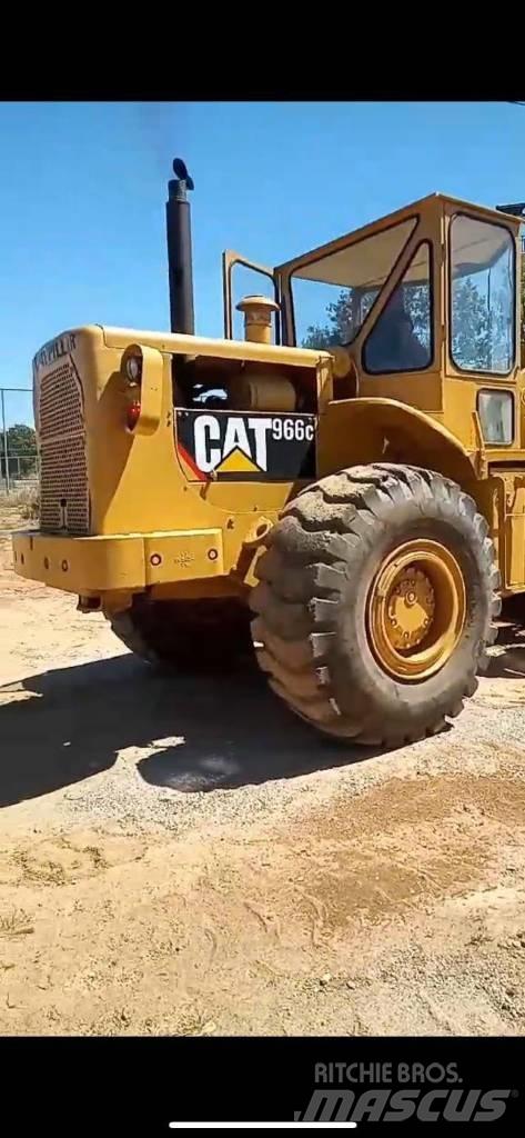 CAT 966C Chargeuse sur pneus