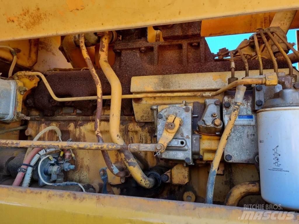 CAT 966C Chargeuse sur pneus