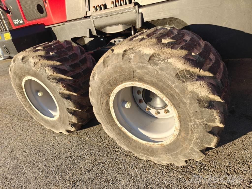 Komatsu 901 XC Abatteuse