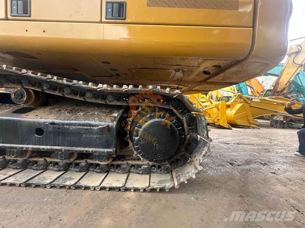 CAT 330 Pelle sur chenilles