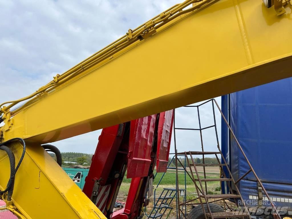 Komatsu PC 228 USLC Pelle sur chenilles