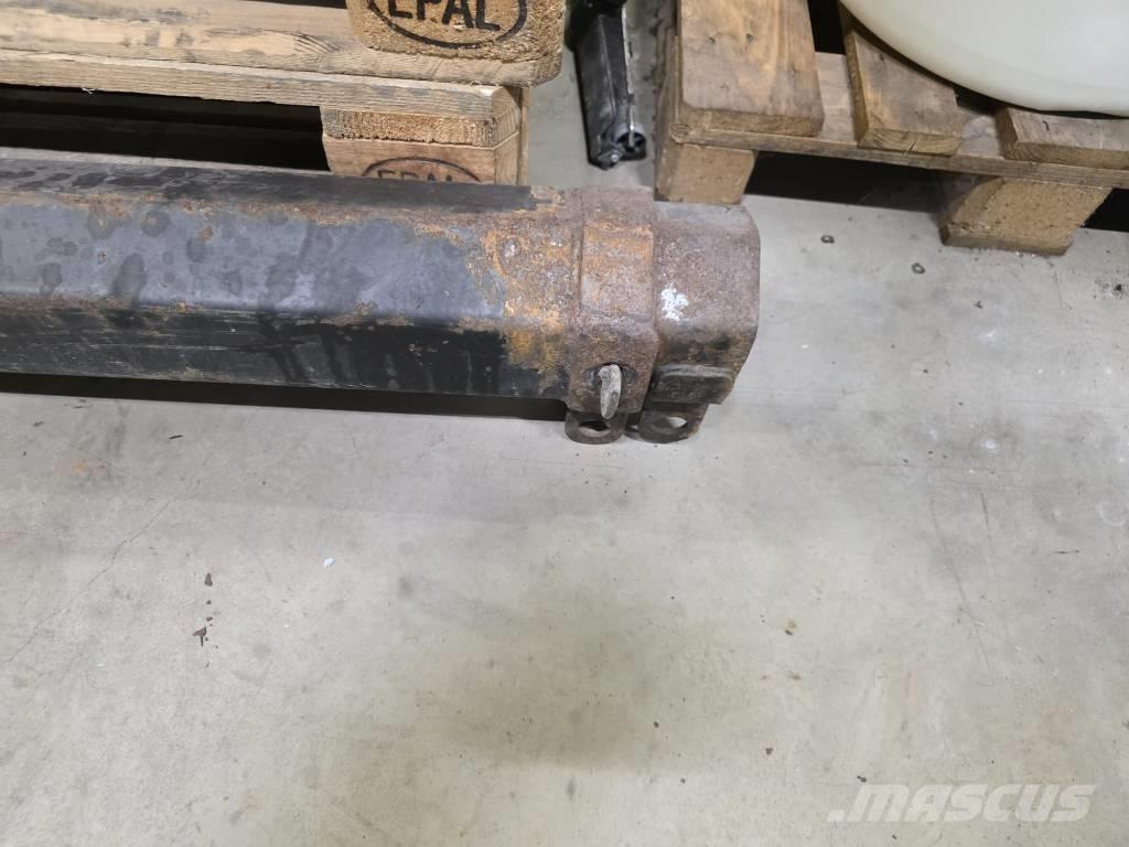 Scania R 650 Camion plateau ridelle avec grue