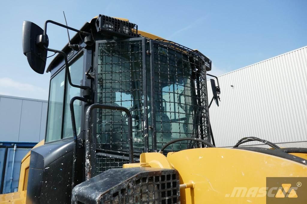 CAT Cab guards Cabines