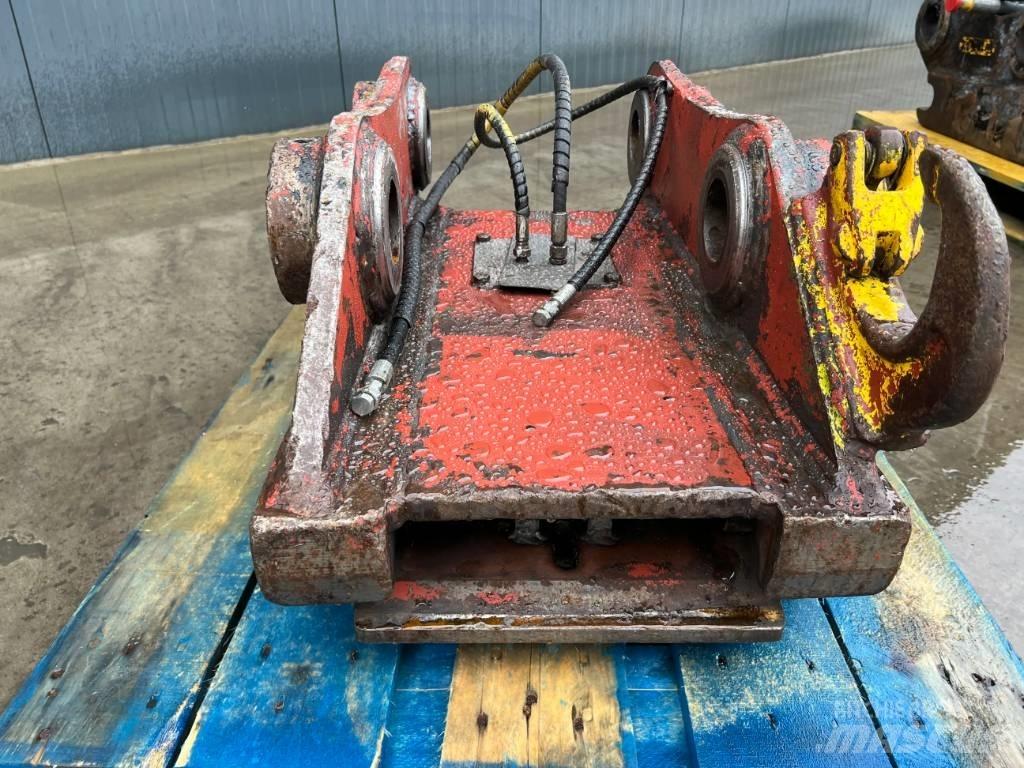 Engcon S70 - 323D Attache rapide pour godet