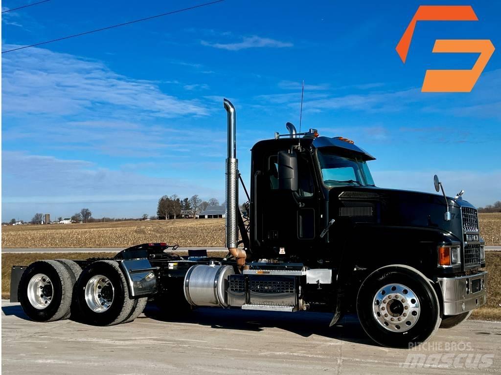 Mack Pinnacle Tracteur routier