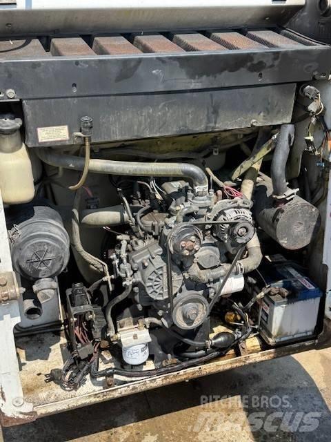 Bobcat 553 Chargeuse compacte