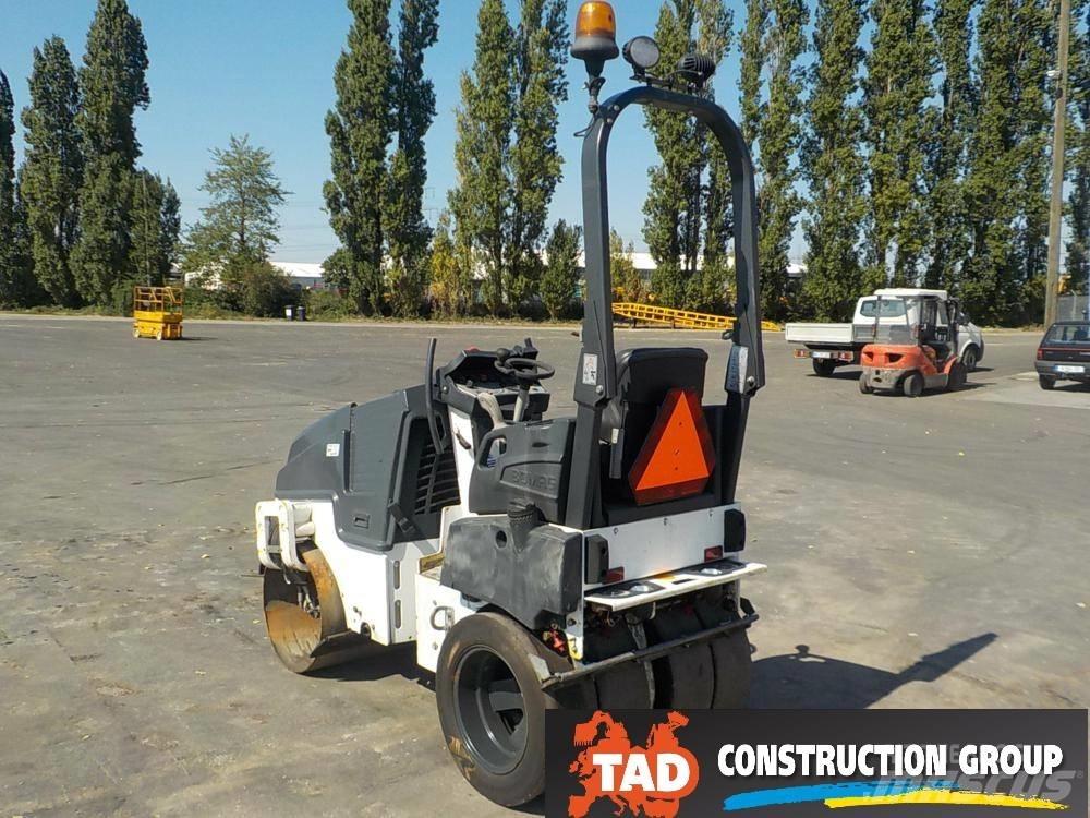 Bomag BW 100 Rouleaux monocylindre